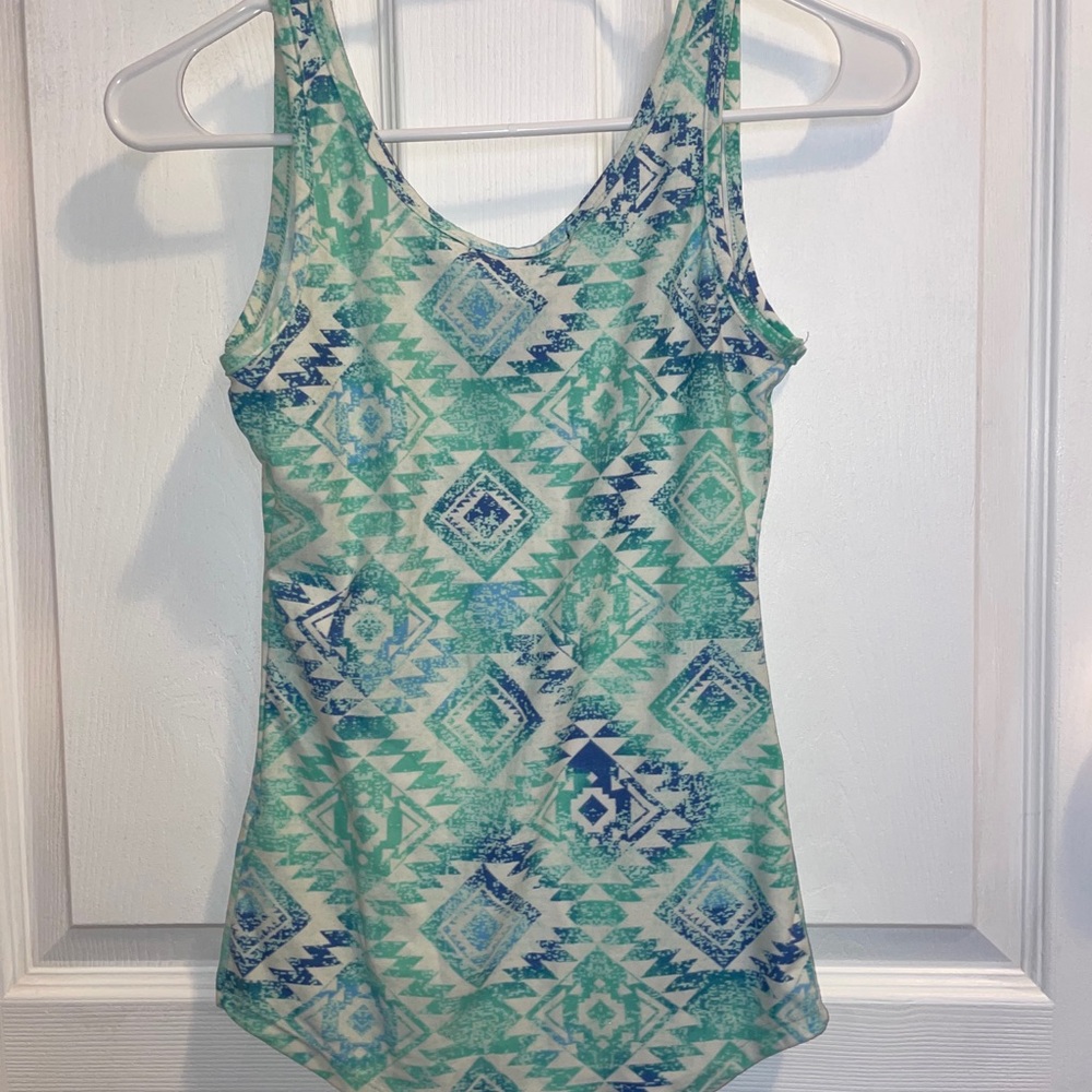 Tanktop - Picture 2 of 3